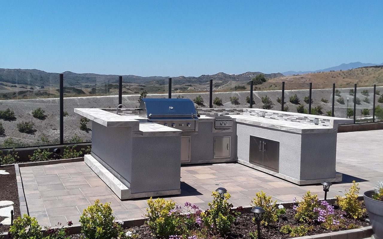 Buy a New BBQ | Built-In & Freestanding Barbecues BBQ grill and outdoor cooking products available from Pro Grill